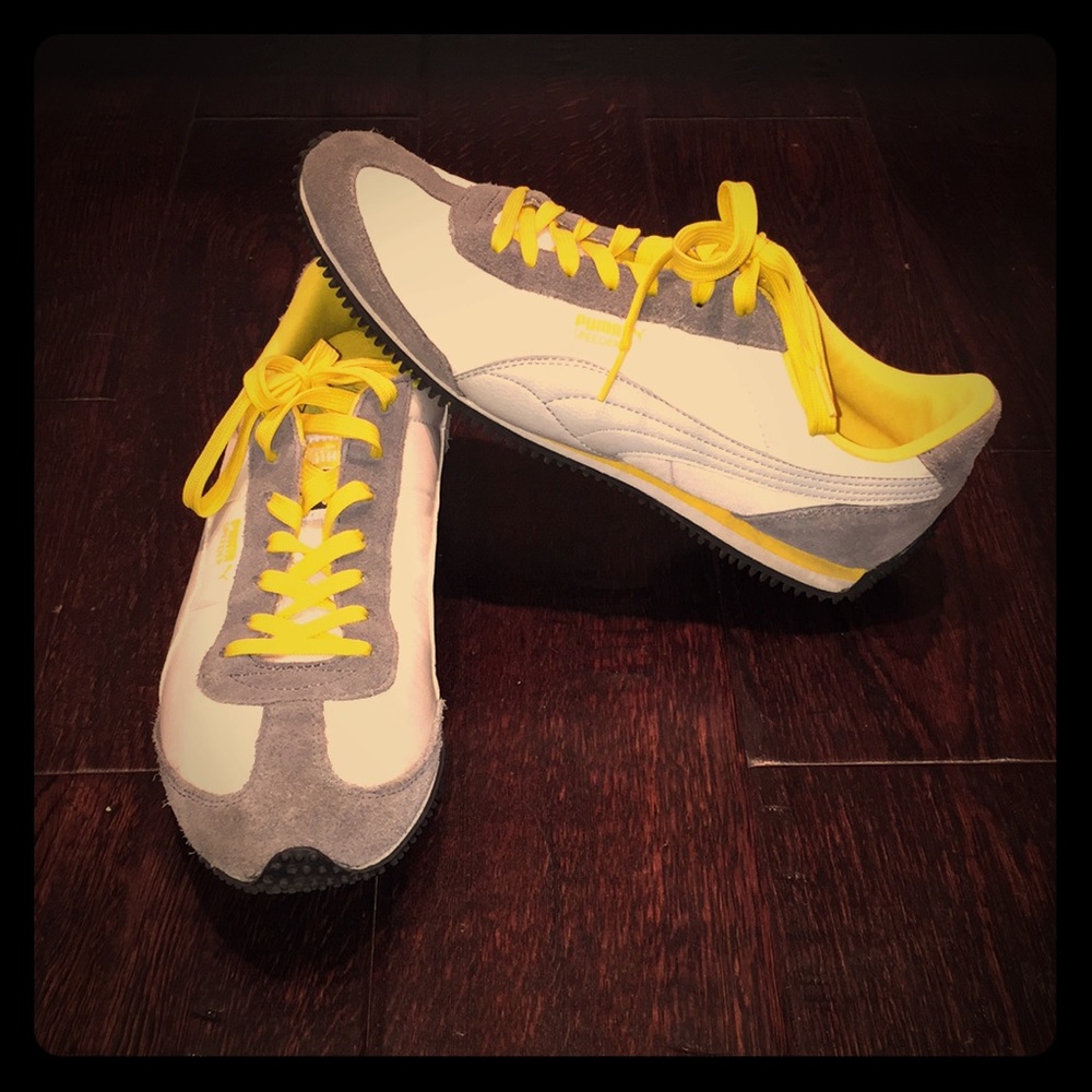 Puma Sneakers